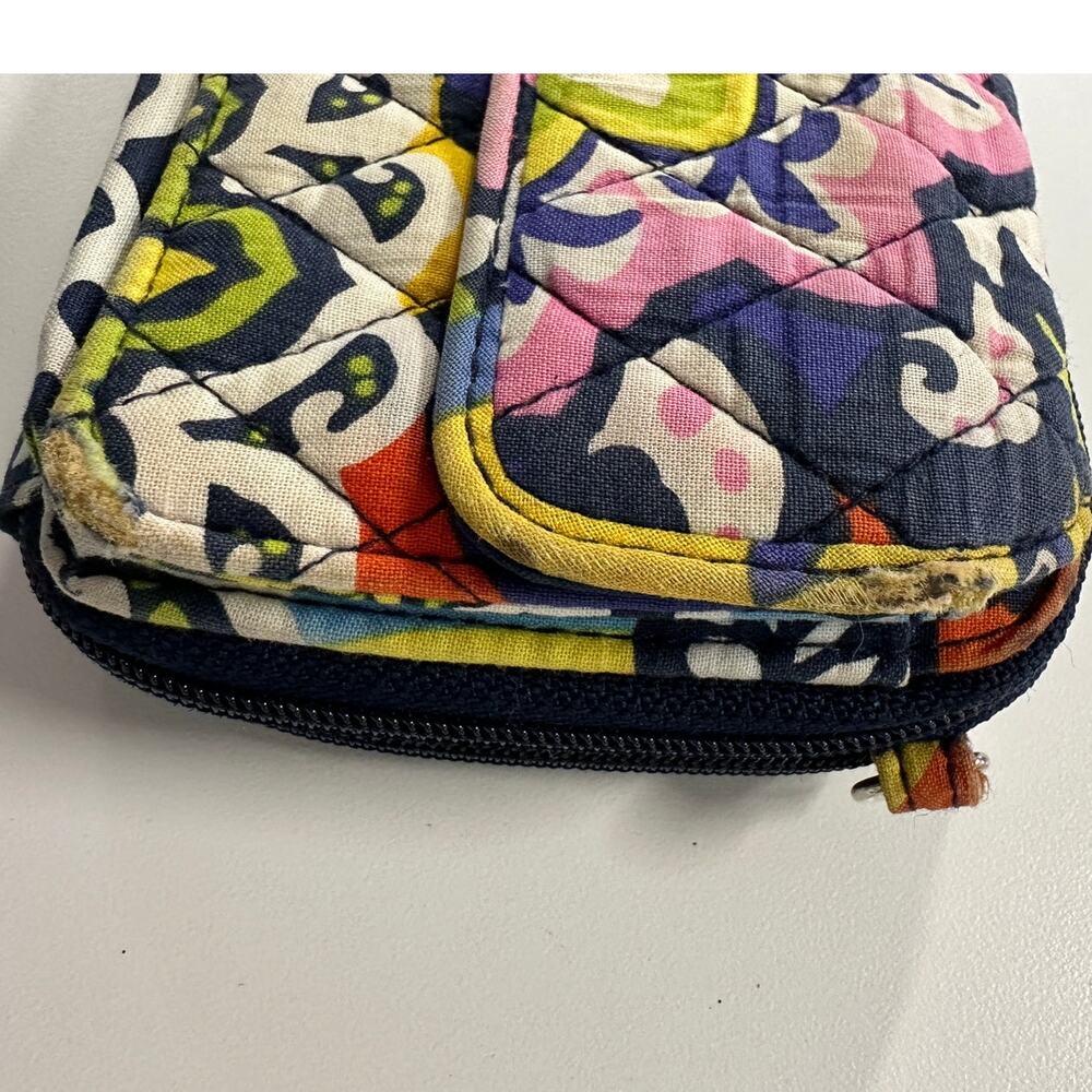 Vera Bradley Wallet Rio Pattern - Picture 2 of 11